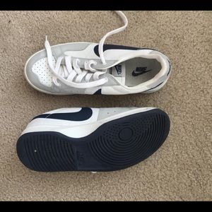 Nike youth size 6